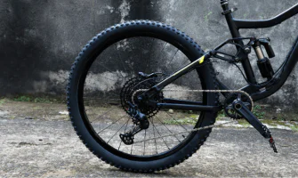 Shimano Deore, Ultegra, XT, Tourney, CUES ir ESSA – viskas apie Shimano komponentų grupes