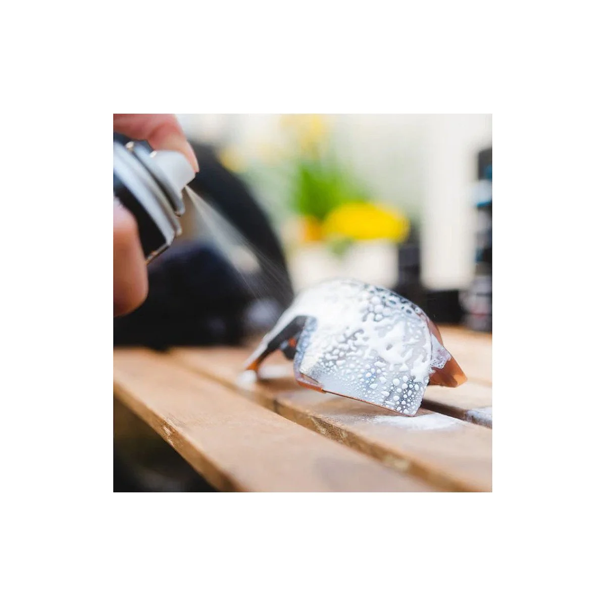 Dynamic Lens Love Skystis akinių valymui