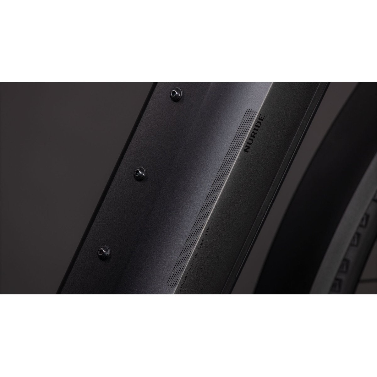 Cube Nuride Hybrid Performance 600 Easy Entry slabgrey'n'black 2026 elektrinis dviratis