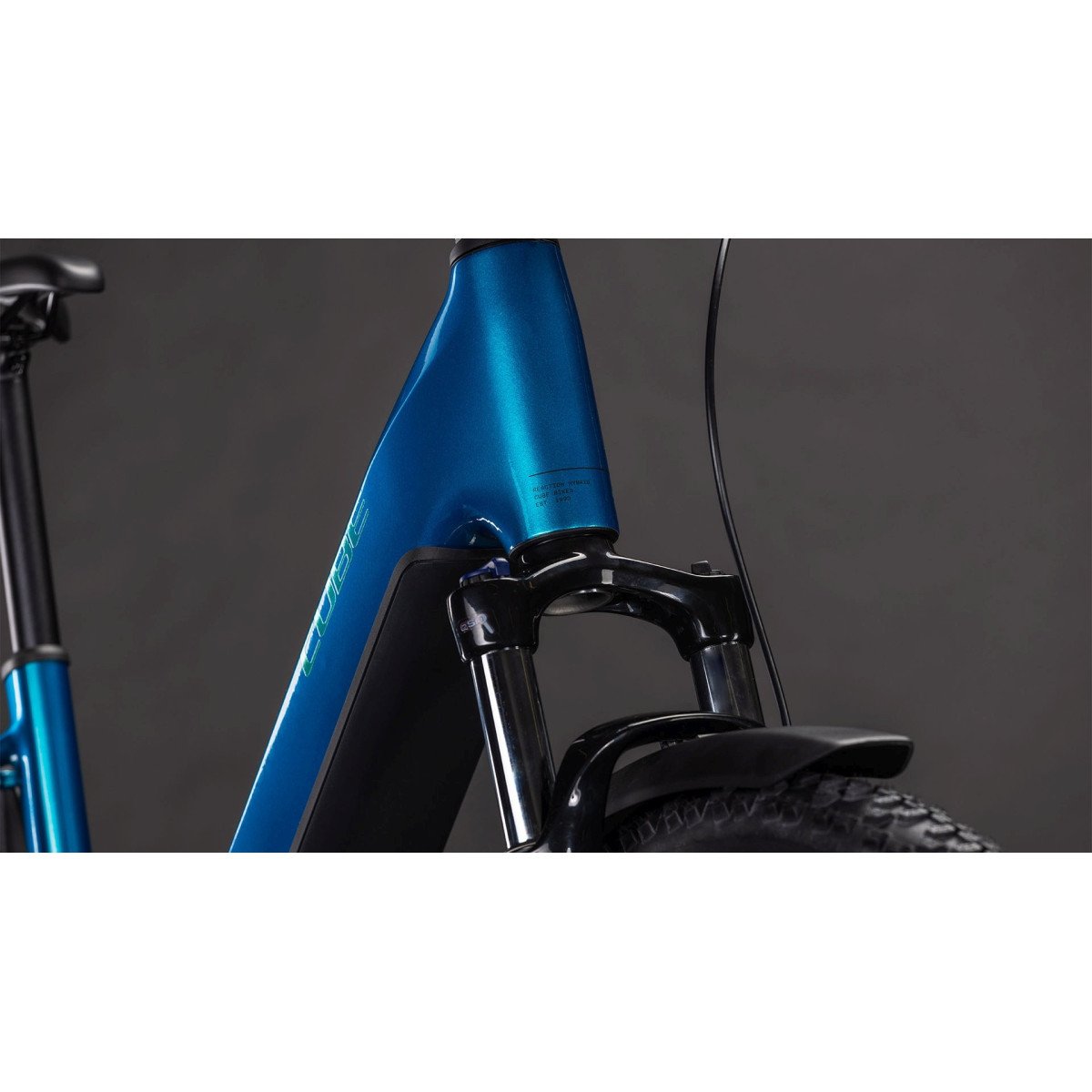 Cube Reaction Hybrid Performance 600 FE Easy Entry 27.5 electricblue'n'dazzle 2026 elektrinis dviratis