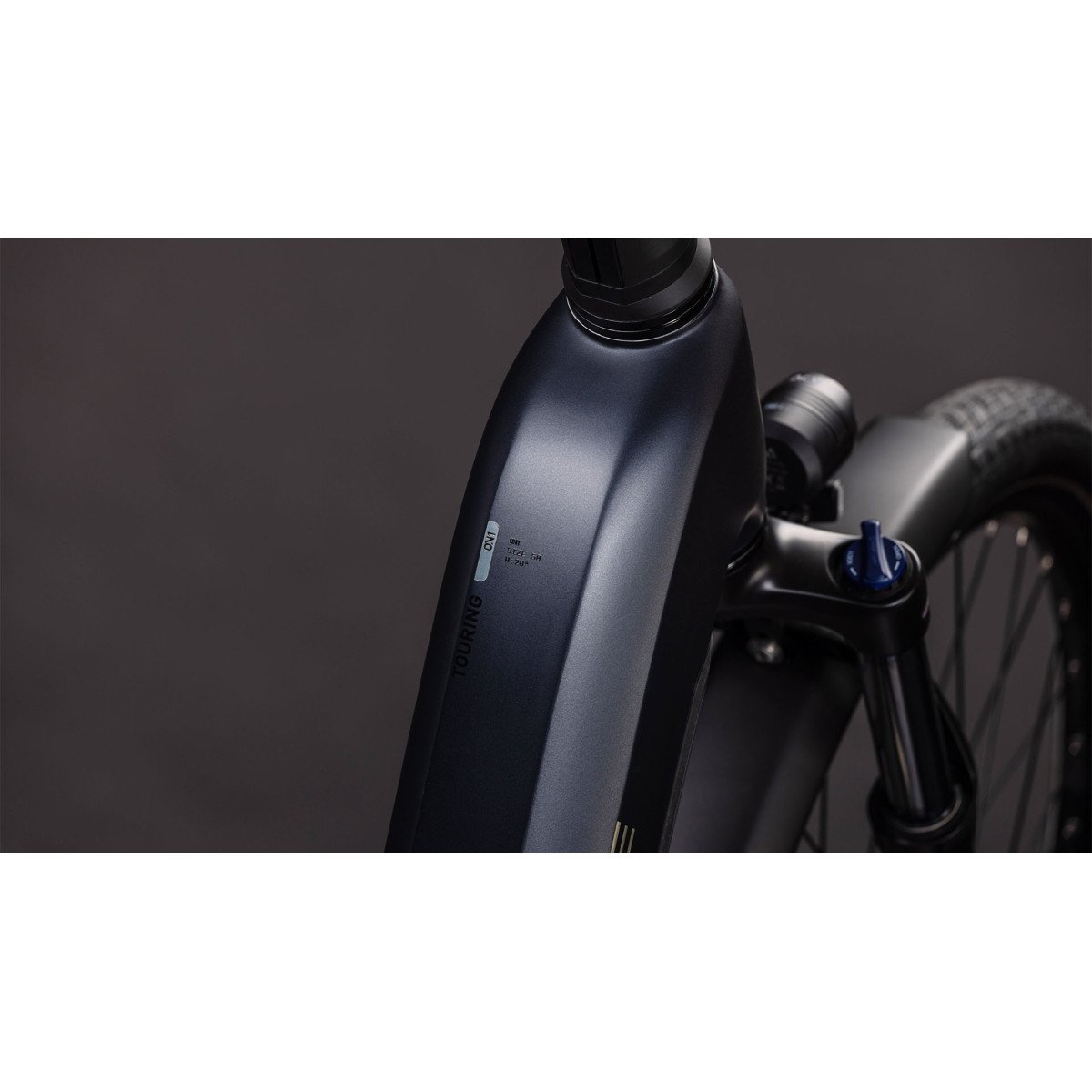 Cube Touring Hybrid ONE 600 Easy Entry coal'n'chrome 2026 elektrinis dviratis