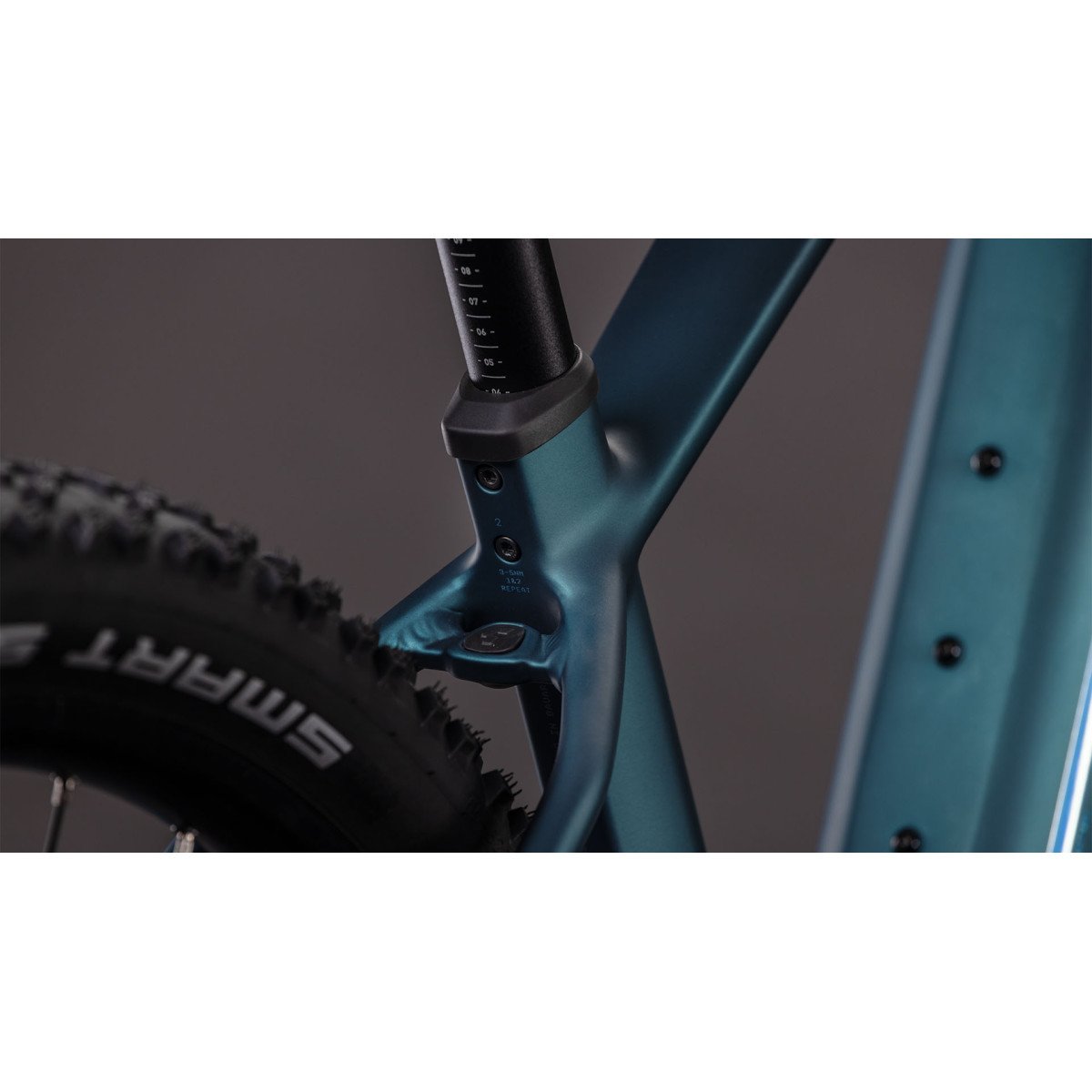 Cube Reaction Hybrid ONE 800 29 royalgreen'n'prism 2026 elektrinis dviratis