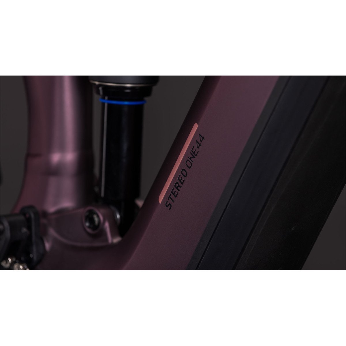 Cube Stereo Hybrid ONE44 Pro 800 29 shiftblush'n'raisin 2026 elektrinis dviratis