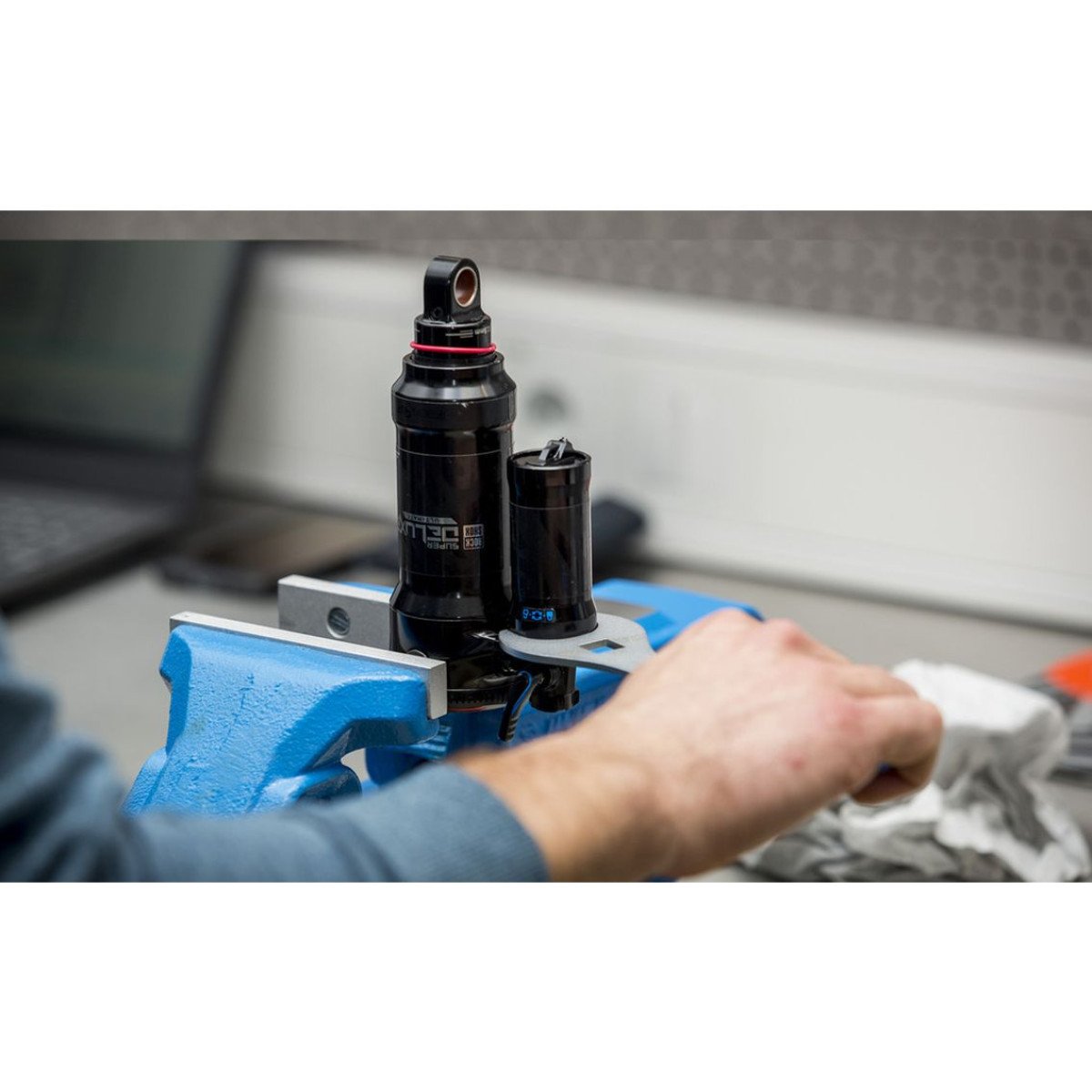 Unior 1706/2DP-US raktas amortizatoriams