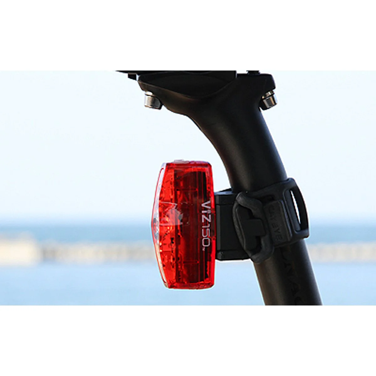 Žibintas galinis Cat Eye ViZ150